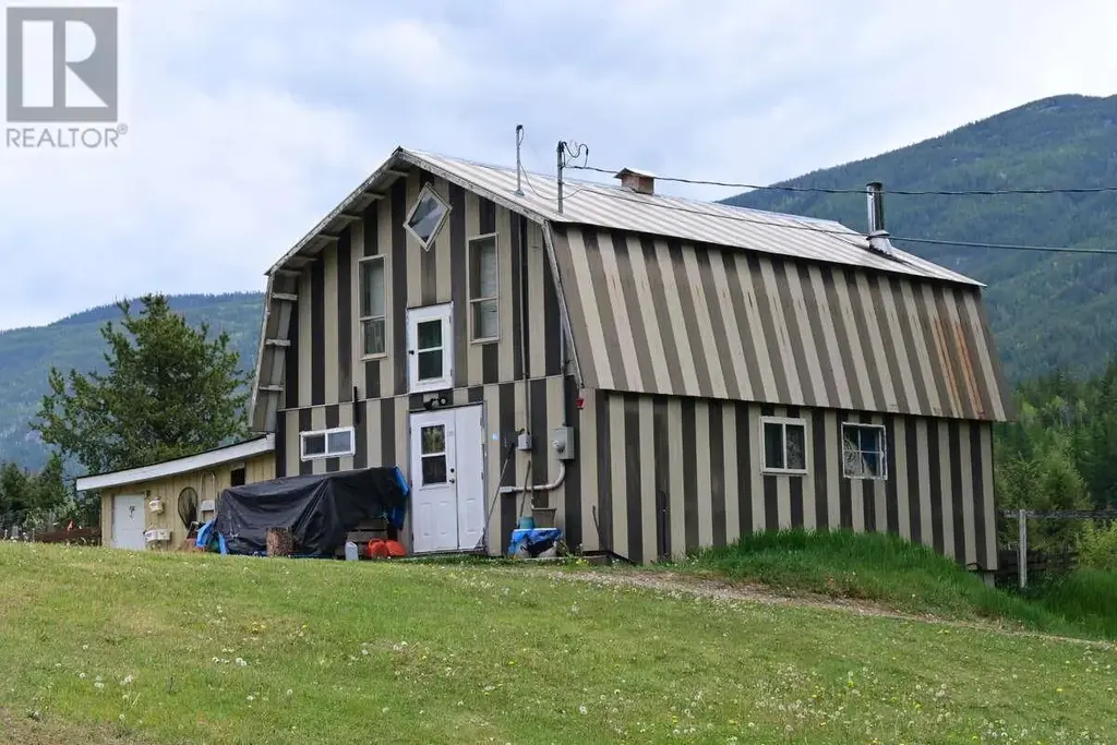 2165 Raven Road, Castlegar